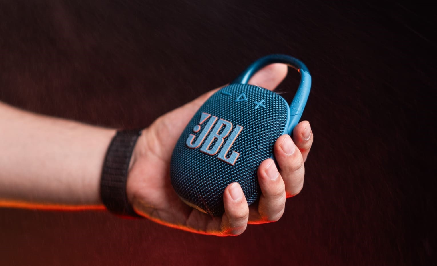 مقایسه JBL کلیپ 5 با JBL کلیپ 4