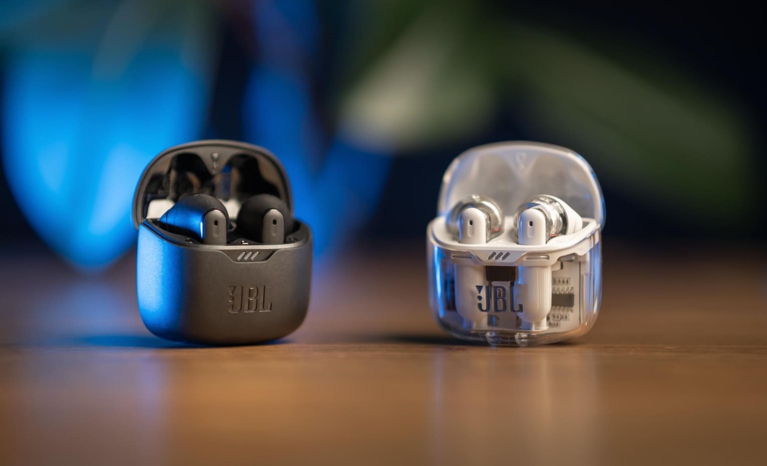 مقایسه هندزفری JBL Tune Flex با Soundcore P40i