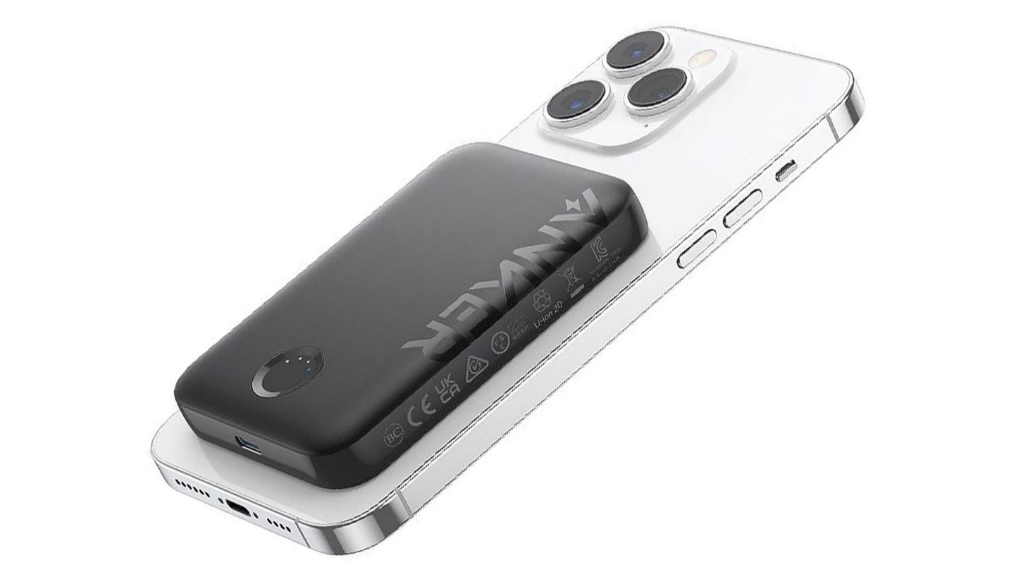 مقایسه پاور بانک مگ سیف انکر A1616 با A1614