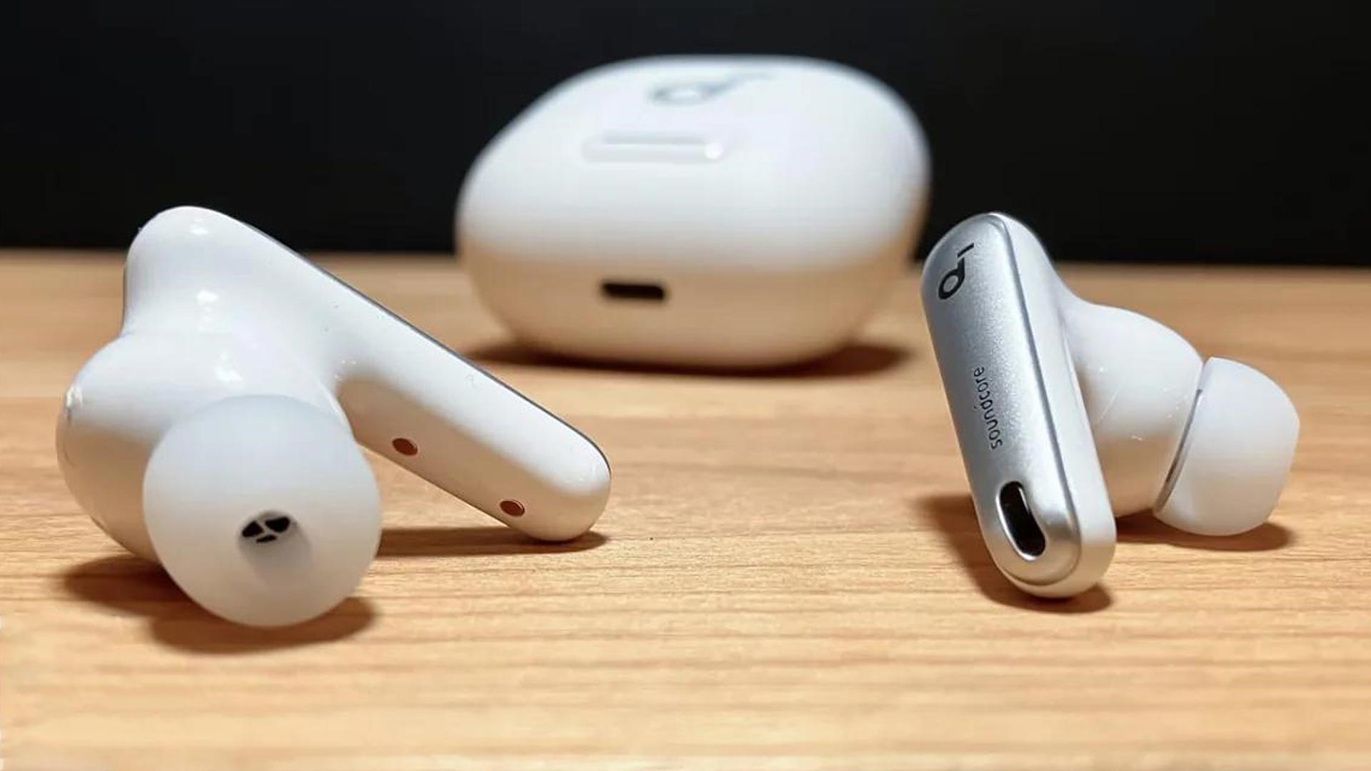 مقایسه هندزفری انکر Liberty 4 NC با JBL Tune Flex 2