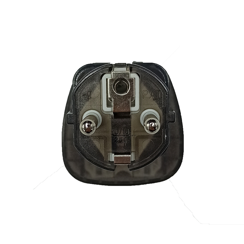 تبدیل و محافظ برق 3 به 2 بافو | Travel Adapter TA-EU03-V1