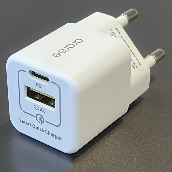 اداپتور 30 وات 2 پورت آراری مدل Renergy A30W